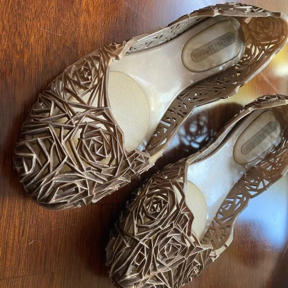 Melissa + Campana Women's Intricate Rose Antique Bronze Flats - Picture 2 of 5